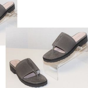 Taryn Rose Shoes - Taupe TARYN ROSE (Say 5x Fast) Slide Sandals NEW Taryn Rose Shoes - Taupe TARYN ROSE (Say 5x Fast) Slide Sandals NEW